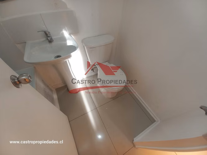 Departamento en segundo Piso, 3 Dormitorios, 1 Baño, Quilicura.