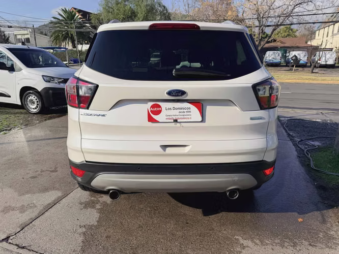 FORD Escape 2.0 TURBO UNICO DUEÑO FABRICADA EN ALEMANA 2019