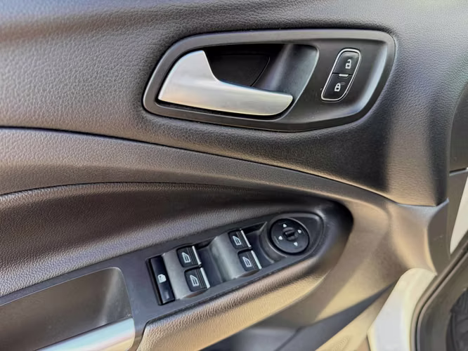 FORD Escape 2.0 TURBO UNICO DUEÑO FABRICADA EN ALEMANA 2019