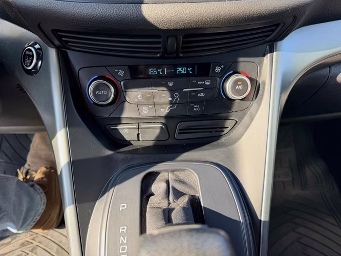 FORD Escape 2.0 TURBO UNICO DUEÑO FABRICADA EN ALEMANA 2019