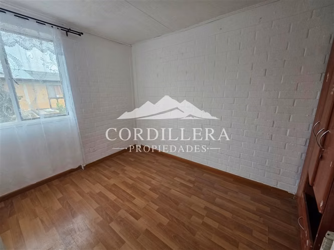 Casa en arriendo de 2 dorm. en Puente Alto