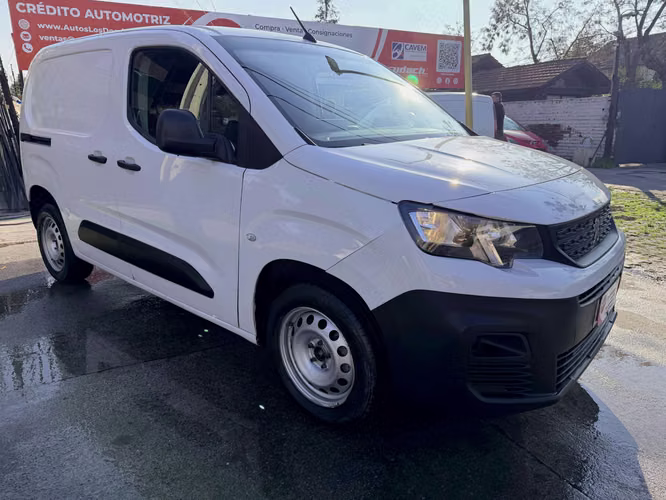 PEUGEOT PARTNER DIESEL 1.5 MEC SOLO 50.000 KM VER EN LAS CONDES 2024