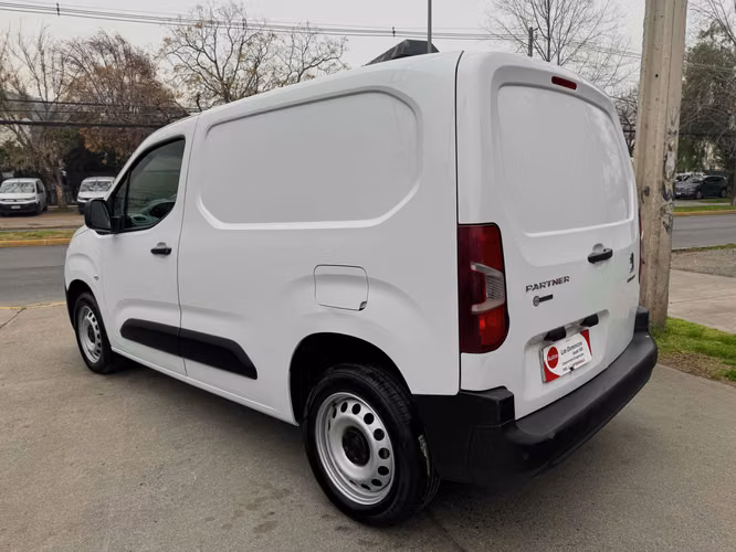 PEUGEOT PARTNER DIESEL 1.5 MEC SOLO 70.000 KM VER EN LAS CONDES 2023