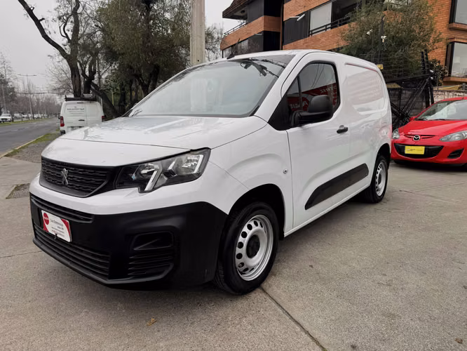PEUGEOT PARTNER DIESEL 1.5 MEC SOLO 70.000 KM VER EN LAS CONDES 2023