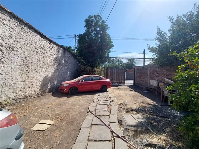 Casa 2 Pisos + LocalOficina Sector LO VIAL - San Miguel