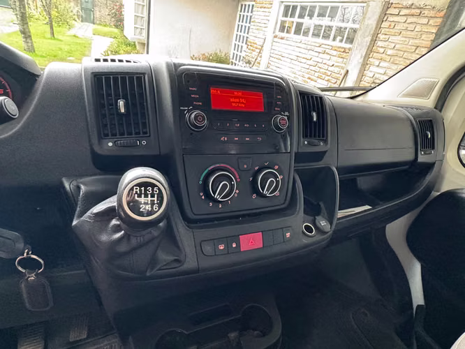 Camioneta Peugeot boxer bluehdi 2.0 2021