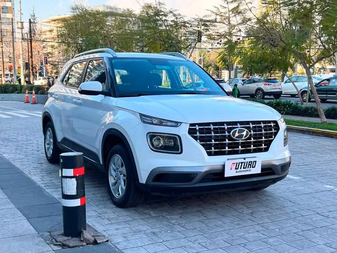 HYUNDAI VENUE QX 1.6 MT PLUS - 2021 | 4313