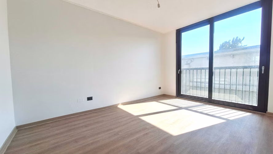 Departamento nuevo 3 dorm con patio privado (179506)