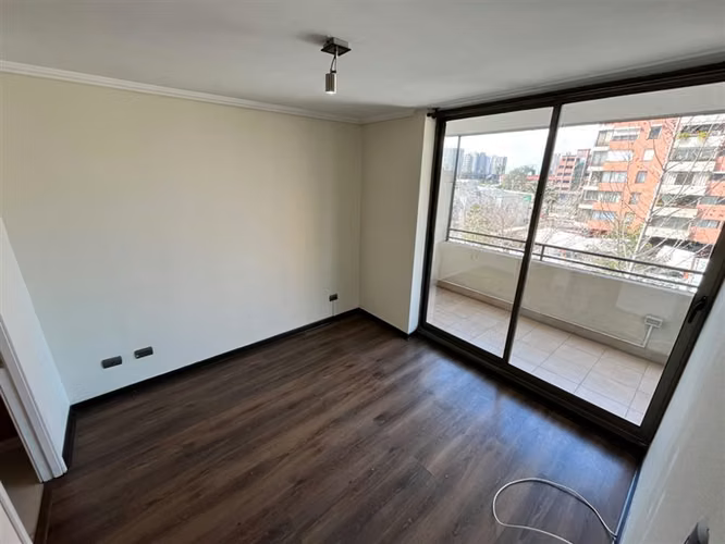Dpto. mariposa de 2 dorm. 2bn. estac. bd. en San Miguel