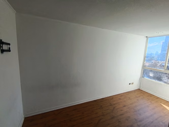 Arriendo departamento 3D / 1B - Independencia - Colón / Escanilla