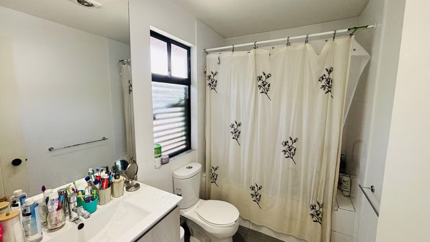 Venta Casa La Reina  Piscina , Remodelada 5 dormitorios + servicios. Helsby 8600 - Imagen 16