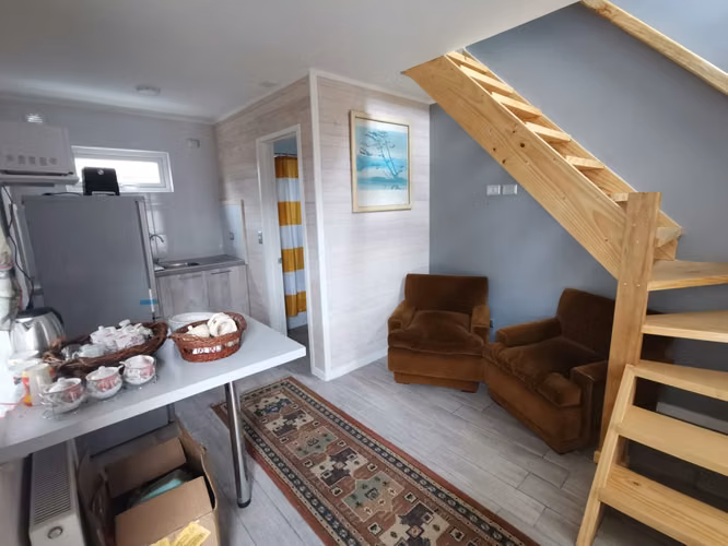 Arriendo departamento amoblado.