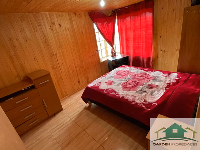 Parcela de 5.010 m² con 2 Casas, Piscina y Agua Potable – Condominio Santa Eliana, Melipilla