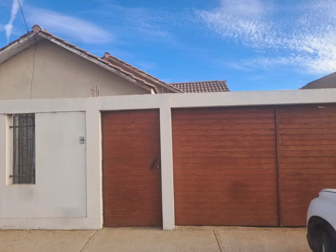SE VENDE CASA EN VALLENAR LOS REGIDORES