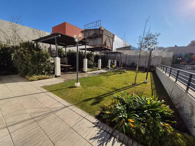 Vende Tres Dormitorios Estacionamiento Portales 672 Condominio