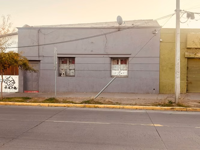 Oportunidad Vende Casa en Av. Santa Rosa con Maule