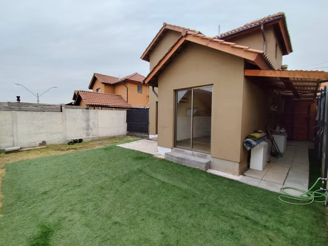 ARRIENDO CASA  AISLADA GARANTIA EN 2 CUOTAS
