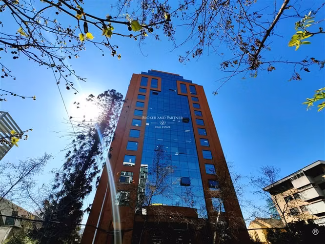 Oficina en arriendo en Providencia