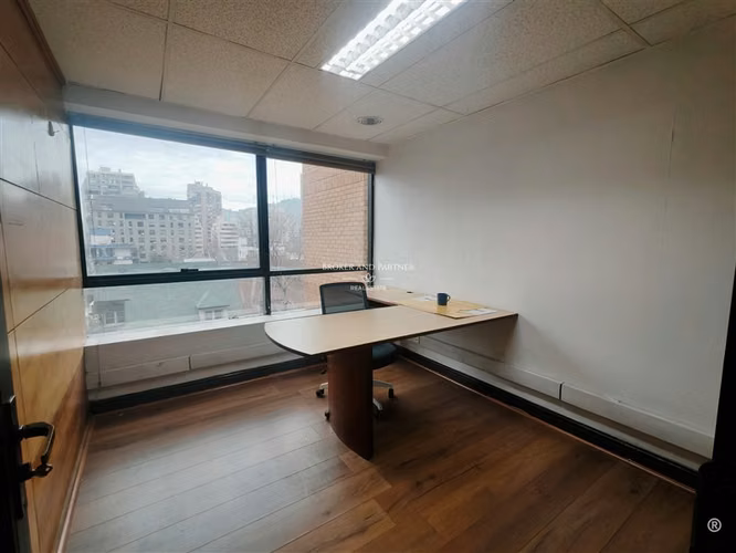 Oficina en arriendo en Providencia