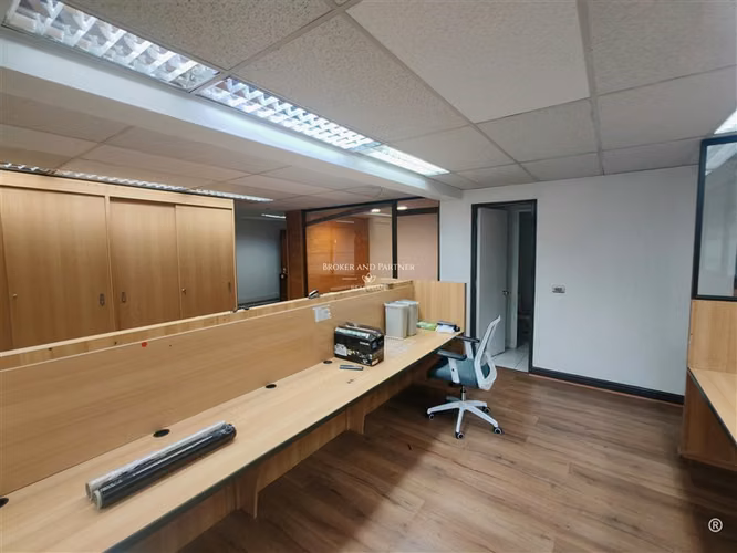 Oficina en arriendo en Providencia