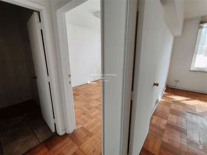 Oficina de 115m2 metro Santa Lucia