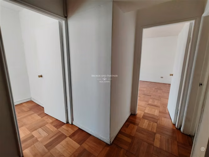 Oficina de 115m2 metro Santa Lucia