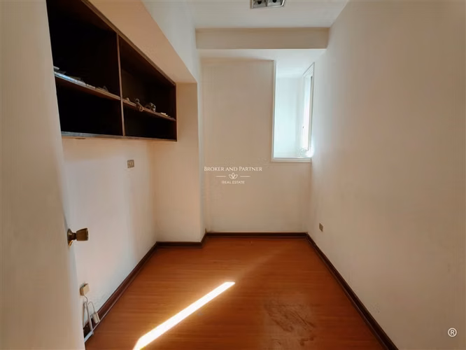 Oficina de 115m2 metro Santa Lucia