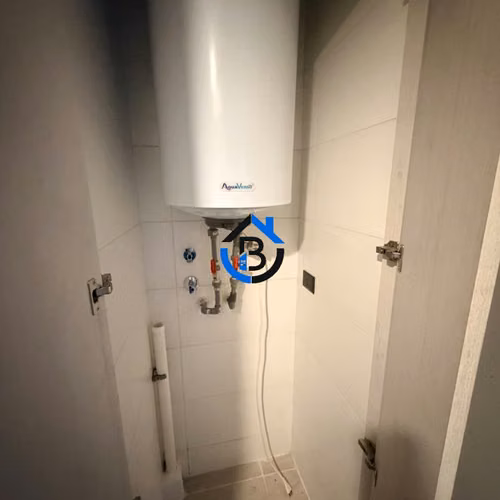 BERTOLI PROPIEDADES ARRIENDA DEPARTAMENTO EN EDIFI