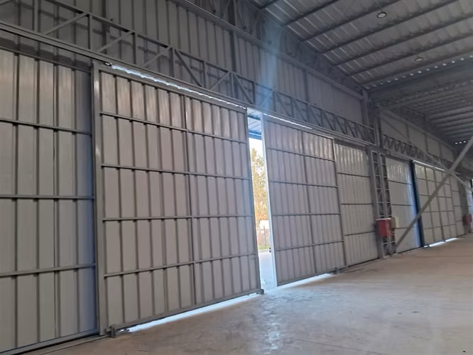 ARRIENDO BODEGA 1800M2 7000M2 TERRENO-BATUCO-LAMPA