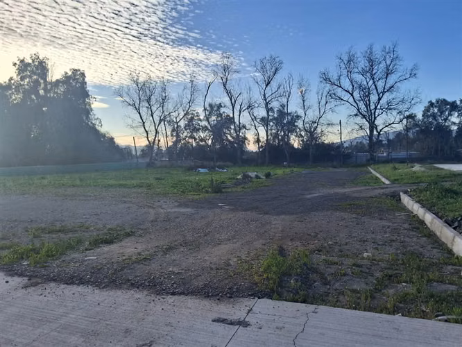 ARRIENDO BODEGA 1800M2 7000M2 TERRENO-BATUCO-LAMPA