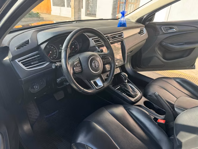 MG MG5 AUTOMÁTICO 1.5 AÑO 2023