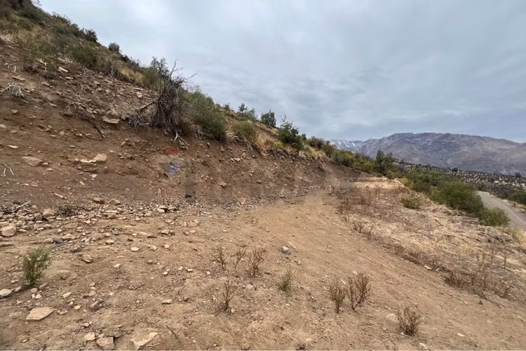 Terrenos en san esteban: venta 5.885m2 y 10.180 m2