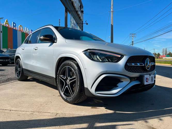 MERCEDES-BENZ GLA 200 AMG LINE 2024