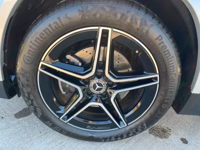 MERCEDES-BENZ GLA 200 AMG LINE 2024 - Imagen 8