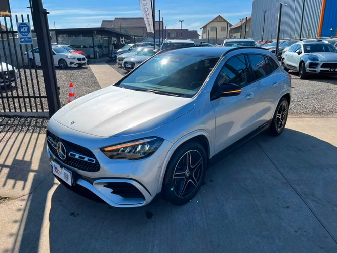 MERCEDES-BENZ GLA 200 AMG LINE 2024 - Imagen 20