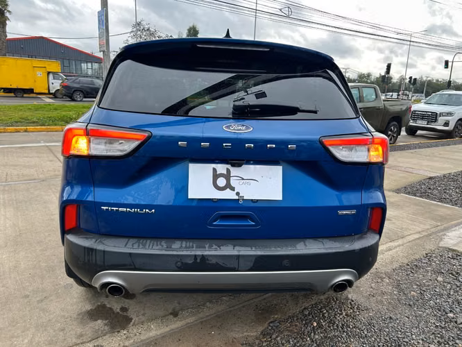 FORD ESCAPE FHEV 2.5 AUT 2023 - Imagen 13