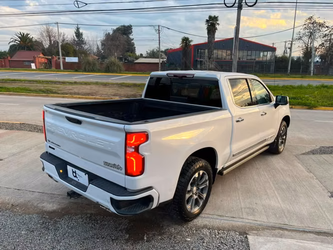 CHEVROLET SILVERADO HIGH COUNTRY 3.0 AUT 4X4 2023