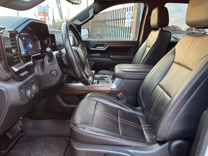 CHEVROLET SILVERADO HIGH COUNTRY 3.0 AUT 4X4 2023