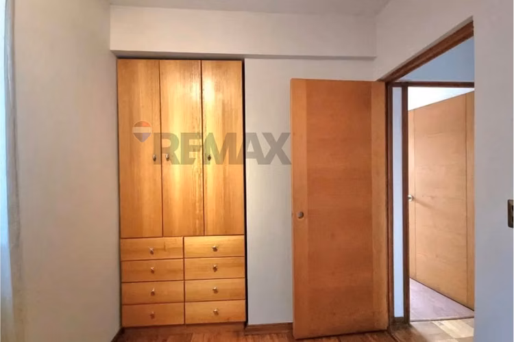 ¡propiedad comercial ideal en la reina! - Imagen 8