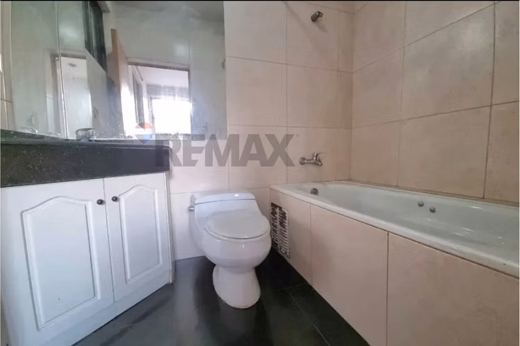 ¡propiedad comercial ideal en la reina! - Imagen 11