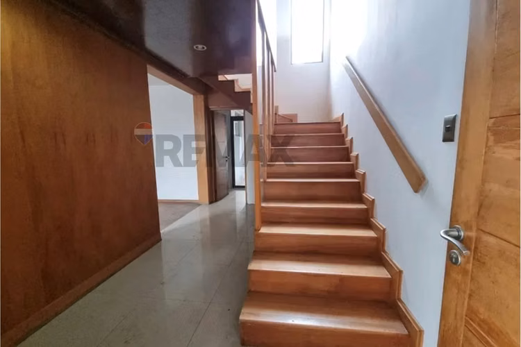 ¡propiedad comercial ideal en la reina! - Imagen 6