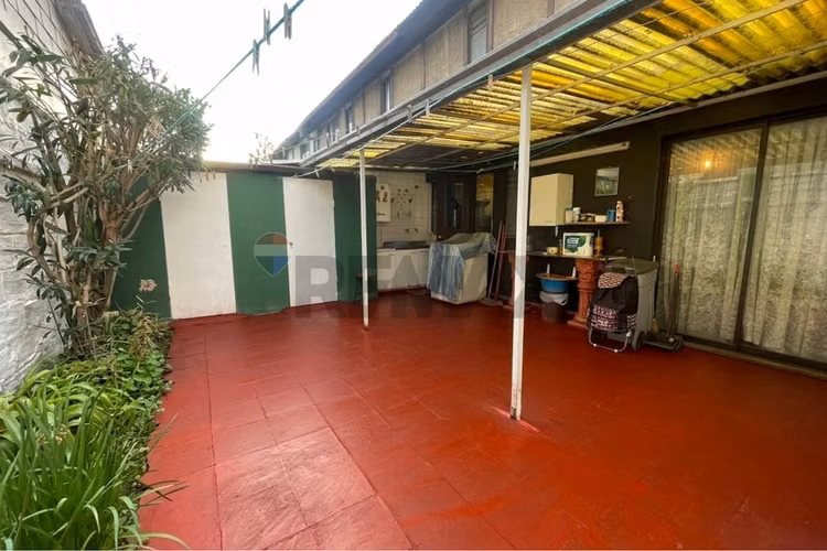 Casa familiar a pasos de metro lo vial - Imagen 11