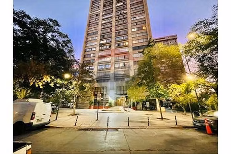 3d+2b+bodega. vista despejada. las condes