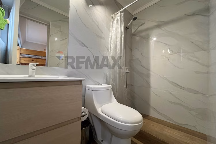 Duplex remodelado 250m2, 3d+4b+2e+1b. las condes. - Imagen 28