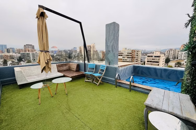 Duplex remodelado 250m2, 3d+4b+2e+1b. las condes. - Imagen 31