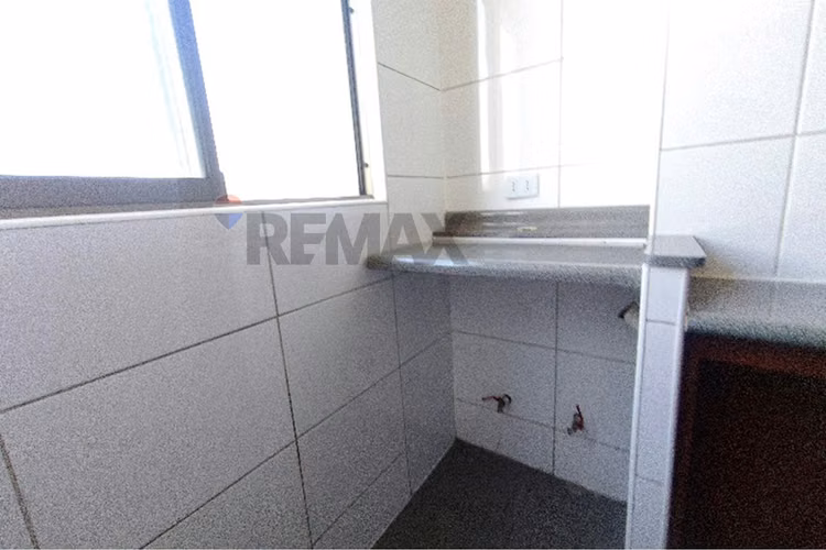Arriendo depto 2d2b amplio con terraza y estac