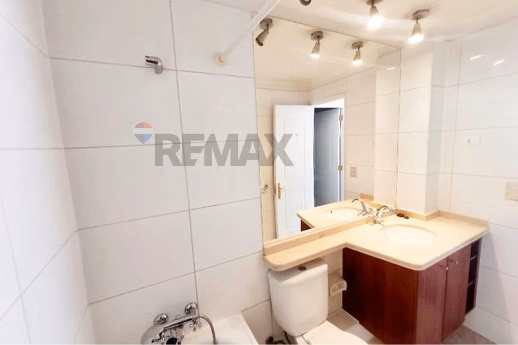 Arriendo depto 2d2b amplio con terraza y estac