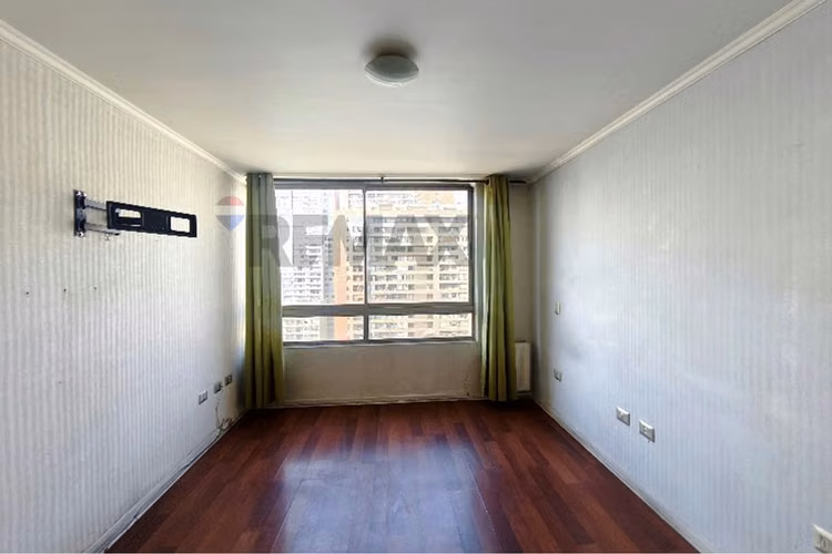 Arriendo depto 2d2b amplio con terraza y estac