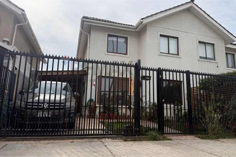 Arriendo de casa en padre hurtado