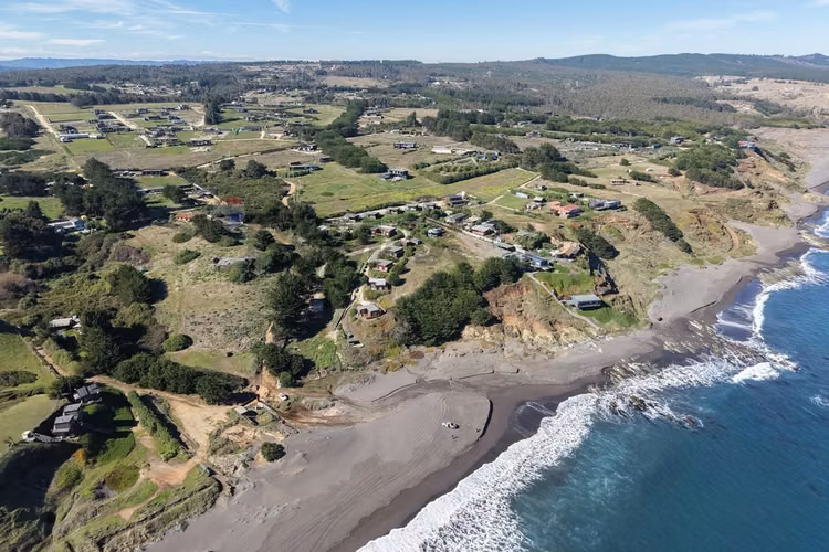 Terreno exclusivo en cahuil con vista al mar